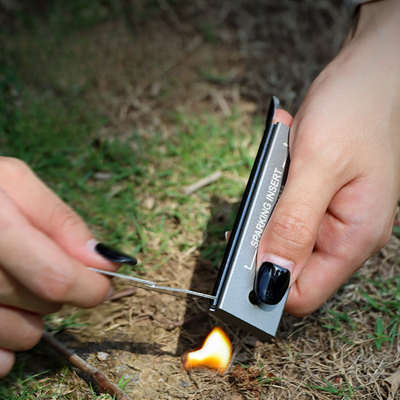 Wodoodporny zestaw do rozpalan – Fire Starting Kit recenzja i cena