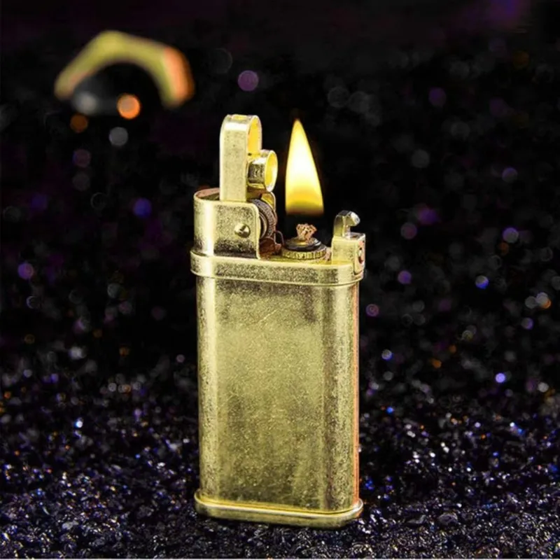 Nietypowa mosiężna zapalniczka – Fire Starting Kit recenzja i cena